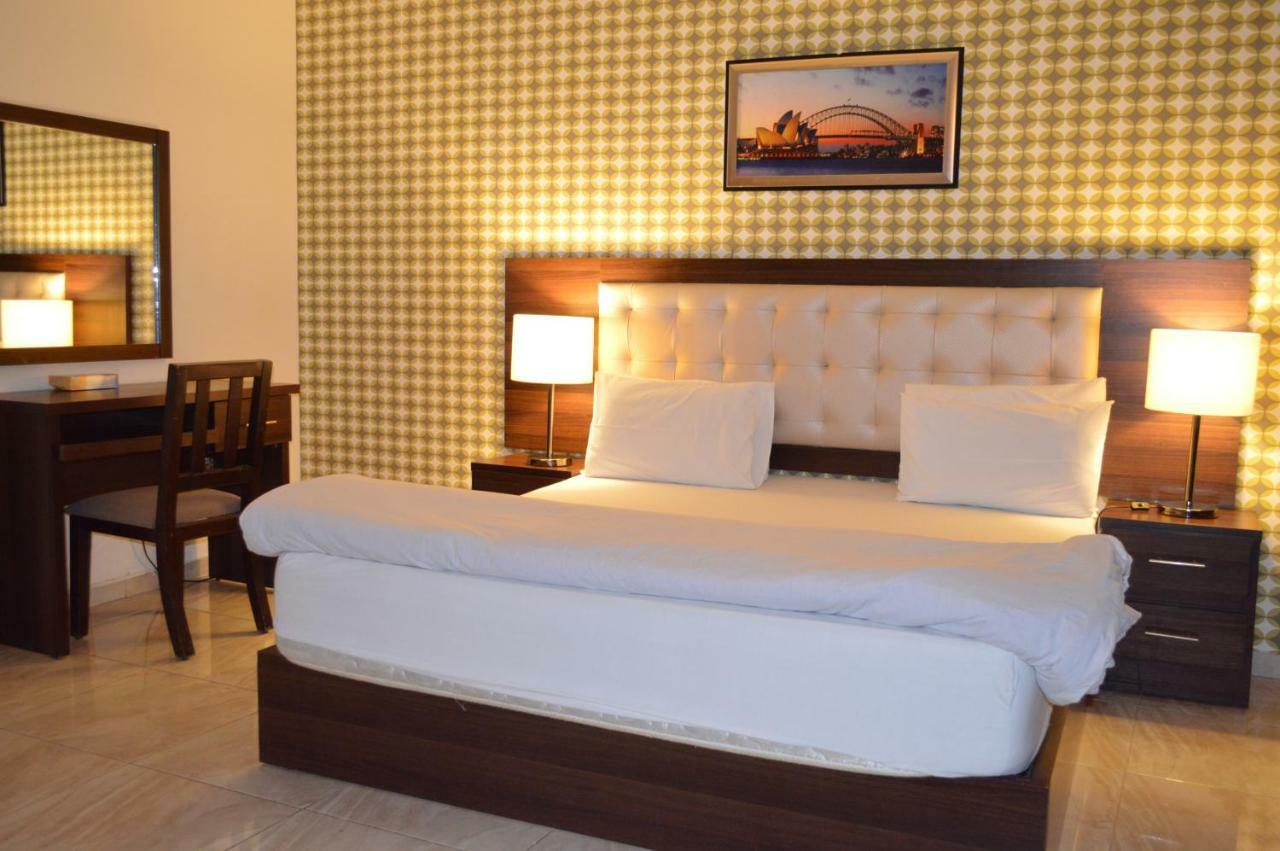 Lancaster Hotel Apartments - Dahiat Al-Rasheed Amman Exteriör bild